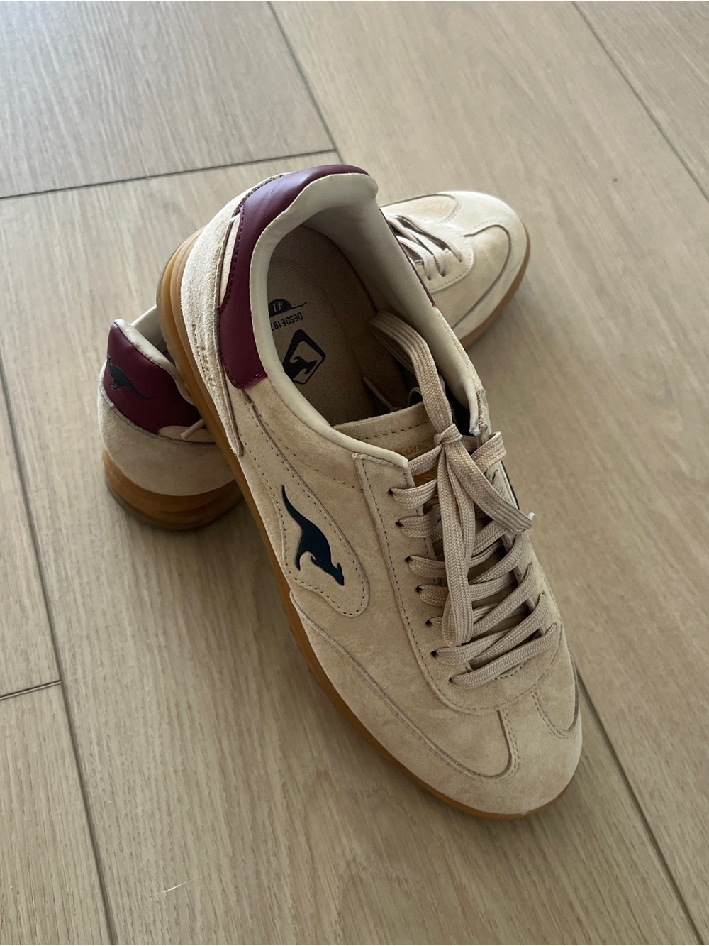 kangaROOS Women’s Beige Suede Sneakers with  Navy Logo